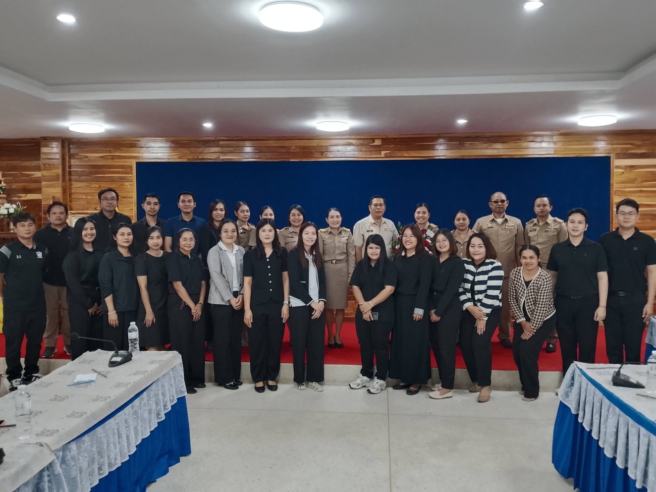 2/3/2569....นายปรีชา เงินหมื่น นายกเทศมนตรีตำบลบุ่งไหม/คณะผู้บริหาร/หัวหน้าส่วนเทศบาล/พนักงาน ร่วมต้อนรับ นางสาวรุ่งฤดี  สุวรรณกูฎ หัวหน้าสำนักปลัด คนใหม่(ย้ายมาจากเทศตำบลเมืองศรีไค)